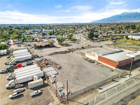 Fully Fenced Commercial Land Parcel