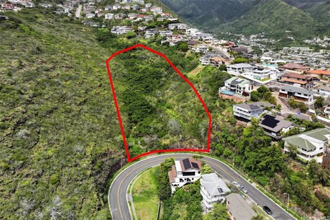 Honolulu Land Parcel with Views
