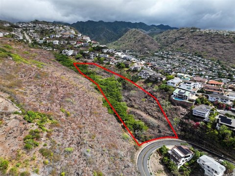 Honolulu Land Parcel For Sale