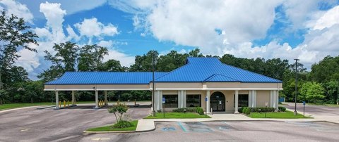 Commercial Building on 4.21 Acres