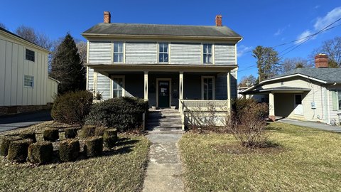 Historic Office Building Near Courthouse