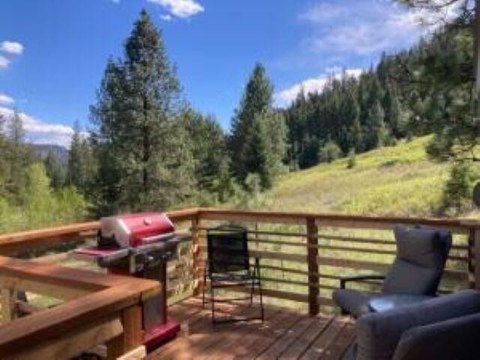 Land with Insulated Cabin