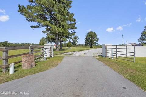 Land, Vancleave, MS