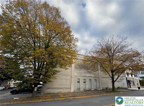 Commercial Space in Easton, PA