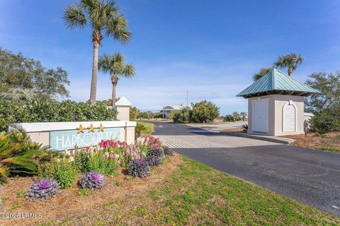 LAND - Harbor Island, SC