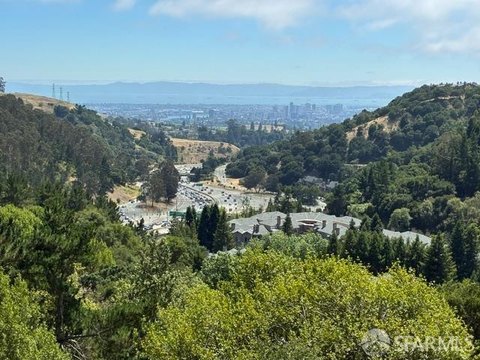 Land, Oakland, CA