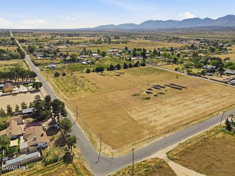 Land, Littlerock, CA