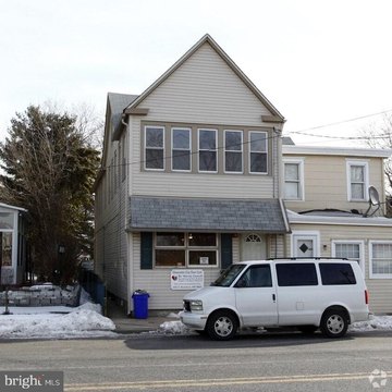Mixed-Use Building in Gloucester City