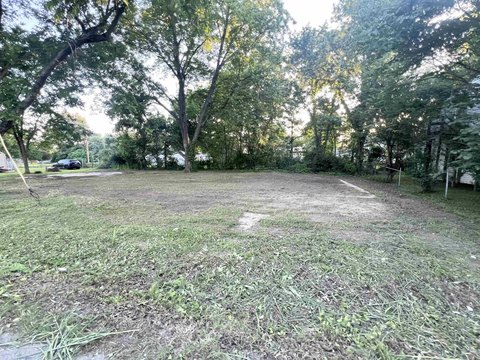 LAND - Piggott, AR