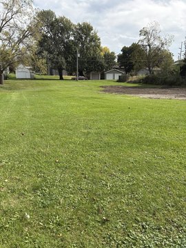 Land, Grinnell, IA