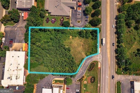 Prime Commercial Land Opportunity
