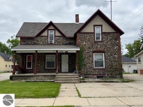 Licensed 8-Bedroom Rental Property