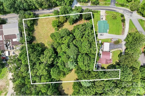 LAND - Hendersonville, NC