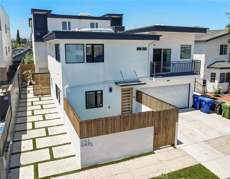 Modern Multi-Family Specialty Property