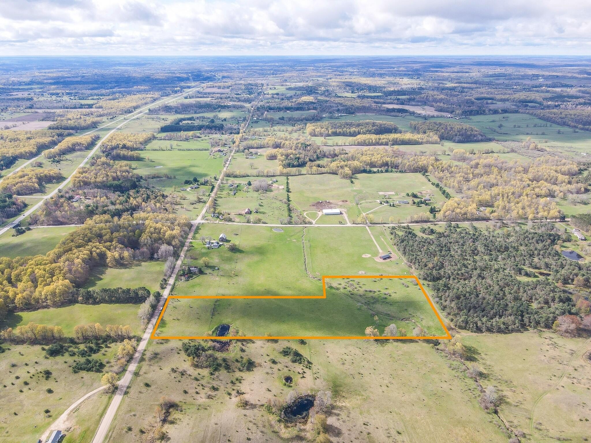 12.5 Acres Rolling Countryside Land