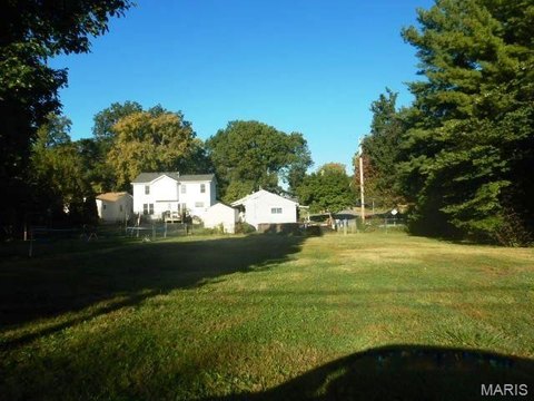 Land, St Ann, MO