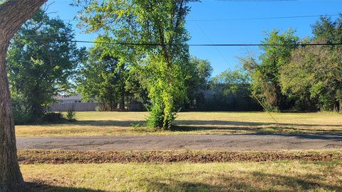 Land, Commerce, TX