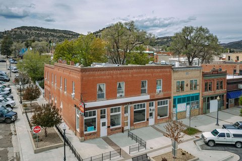 Historic Mixed-Use Building with Apartments