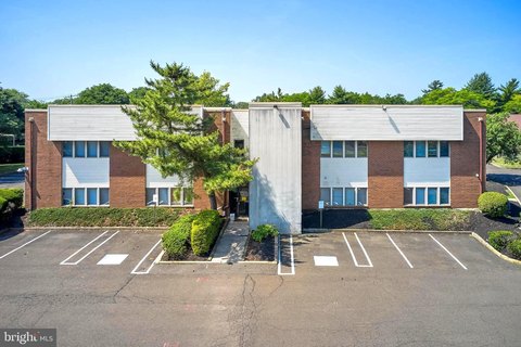 Warminster Atrium Office/Medical Space
