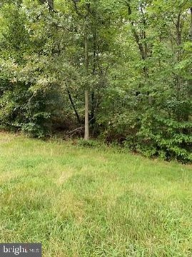 Land Near Southern Maryland Hospital