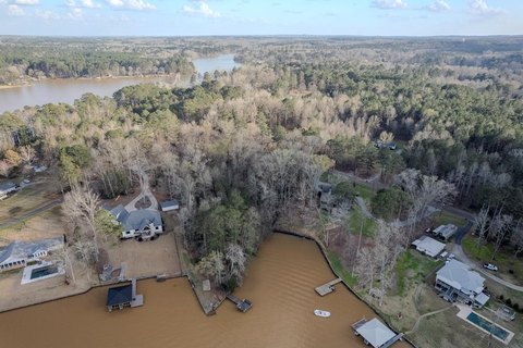 Lakefront Land Ready to Build