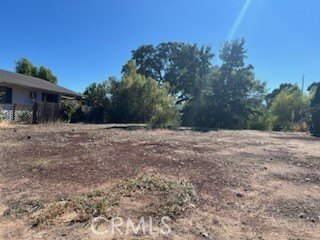 Waterfront Buildable Parcel in Clearlake