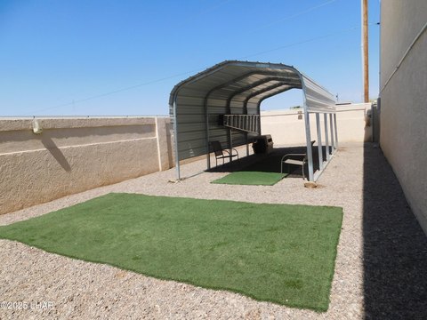 Commercial Lot in High-Traffic Area