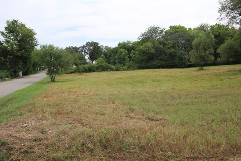 LAND - Yellville, AR