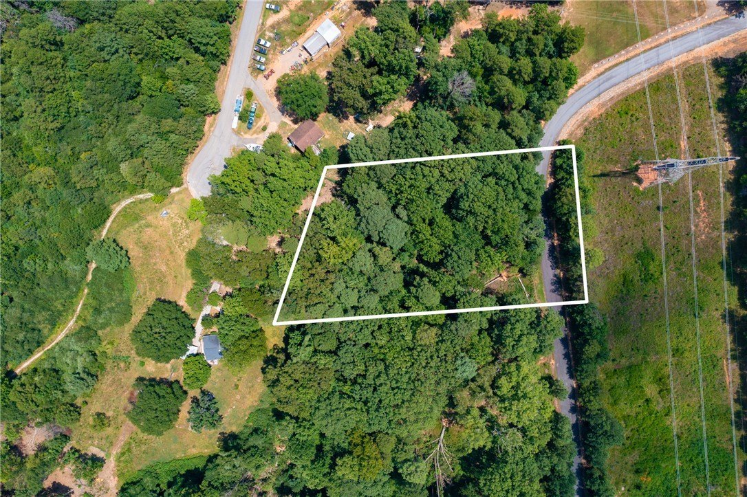 Lake Keowee Wooded Lot