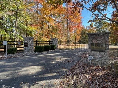 Land Near Lake Cumberland
