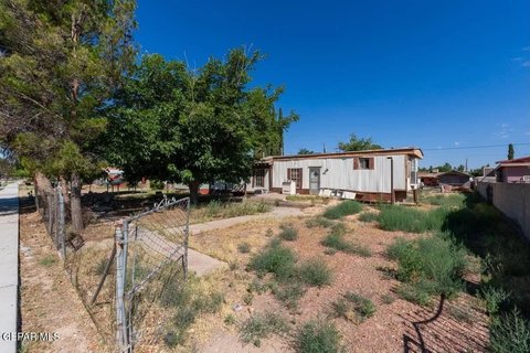 Land, Socorro, TX