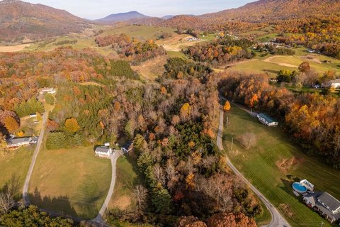 LAND - Pounding Mill, VA