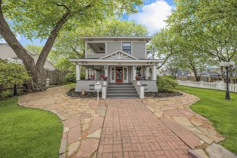 Historic Bed & Breakfast with Pool