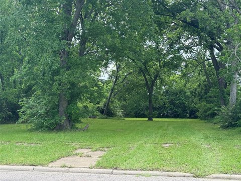 Land Near Austin College