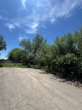 Residential Lot in Uvalde, TX
