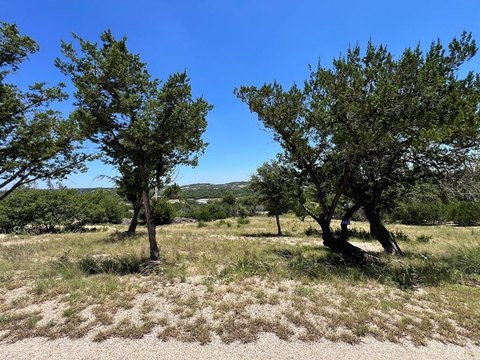 LAND - Kerrville, TX