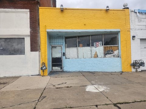Detroit Commercial Building For Sale