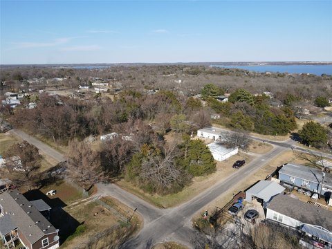 Adjoining Waterfront Lots for Build