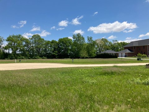 Urbana Homesite in Green Subdivision
