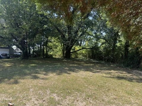 Land, Memphis, TN