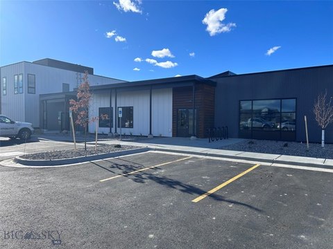 Salon Spaces For Lease