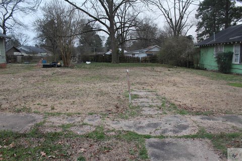 LAND - Hope, AR