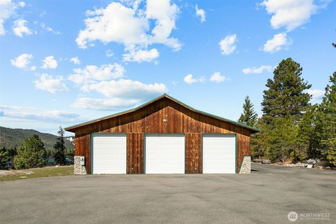 Heated Flex Property with Shop