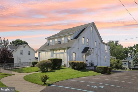 Turnkey Audubon Commercial Property