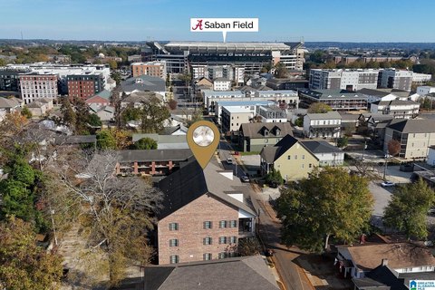 Luxury Multifamily Property Near Campus