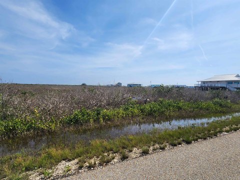 LAND - Grand Isle, LA