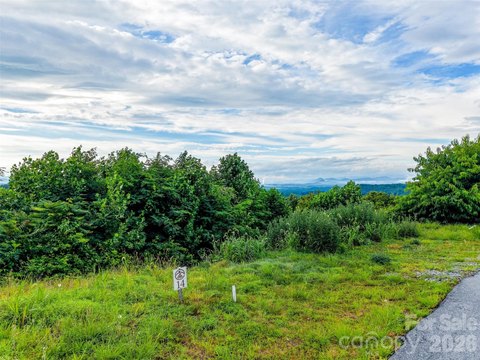 LAND - Hendersonville, NC