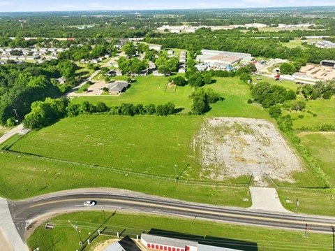 Commercial Land