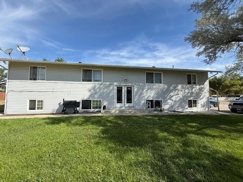 Well-Maintained 4-Plex with Parking