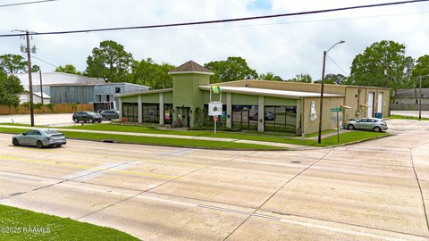 Lafayette Retail Space with Warehouse